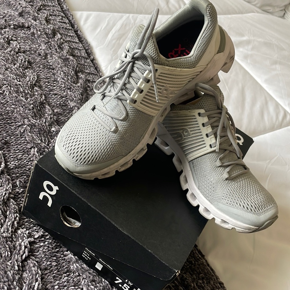 CloudOn running shoes